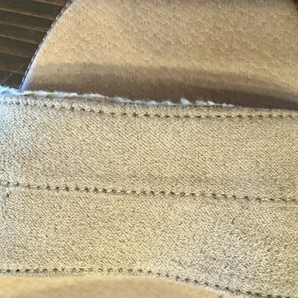 Dr. Scholls comfortable tan